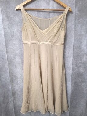Beige Sleeveless V-Neck Chiffon Dress